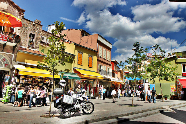 Измир - родной город Усхана