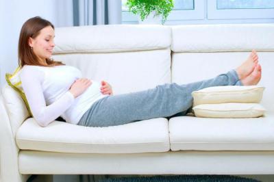 Почему болят ноги при беременности когда варикоз thumbnail