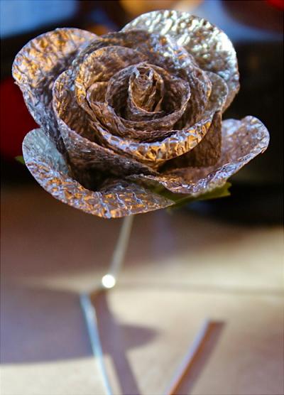 Плетение из фольги «Серебряная роза»