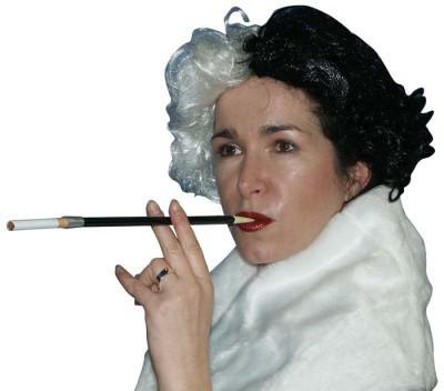 Длинный женский мундштук для сигарет 